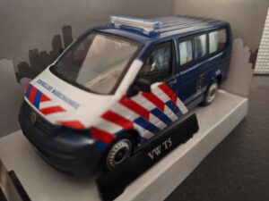 Volkswagen T5 Multi Marechaussee NL Schaal 1:43