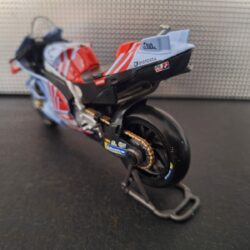 Ducati Desmosedici GP24 #73  Schaal 1:18 - Afbeelding 3