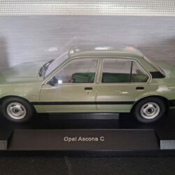 Opel Ascona C 1981 Schaal 1:18 - Afbeelding 2