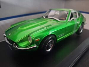 Datsun 240Z 1971 Schaal 1:18