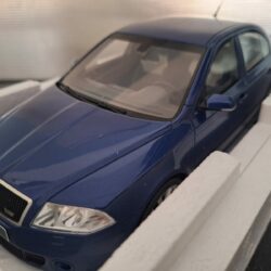Skoda Octavia RS 2.0 TFSI 2006 Schaal 1:18 - Afbeelding 2