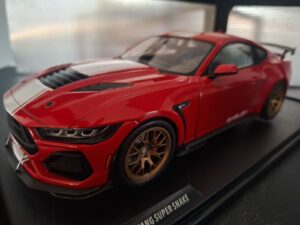 Ford Mustang Shelby Super Snake 2025 Schaal 1:18