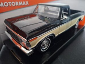 Ford F-150 Pick-up Custom 1979 Schaal 1:24