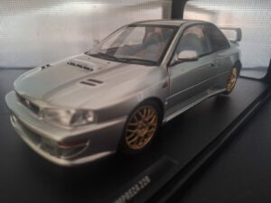 Subaru Impreza 22b 1998 Schaal 1:18