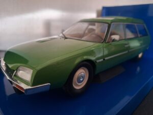 Citroën CX Break 1977 Schaal 1:18