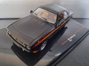 Opel Manta A GT/E Black Magic 1974 Schaal 1:43