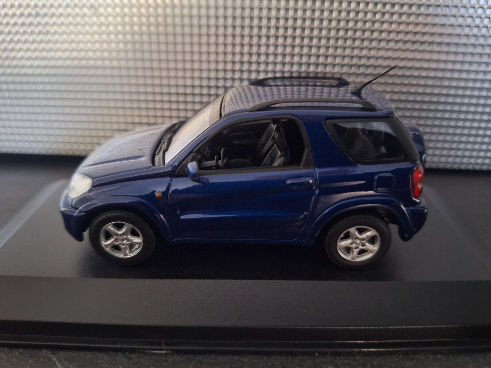 2000 Rav 4 Mods Toyota RAV 4 2000 Schaal 1:43 - JP MiniWheels