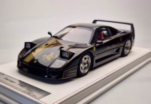 Ferrari F40 JPS Zwart Schaal 1:18